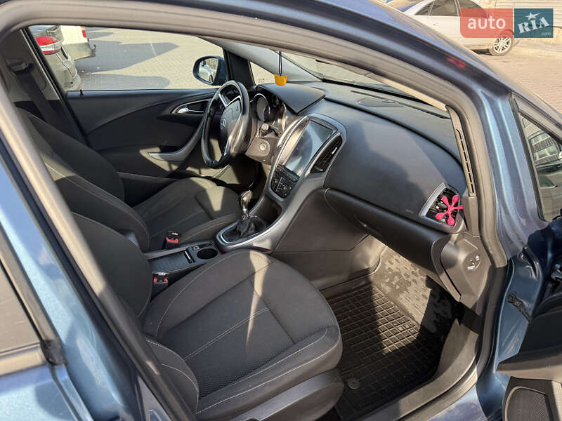 Универсал Opel Astra 2012 в Киеве фото 9 Универсал Opel Astra 2012 в Киеве