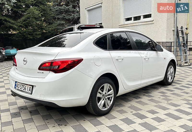 Седан Opel Astra 2017 в Мукачевому фото 6 Седан Opel Astra 2017 в Мукачевому