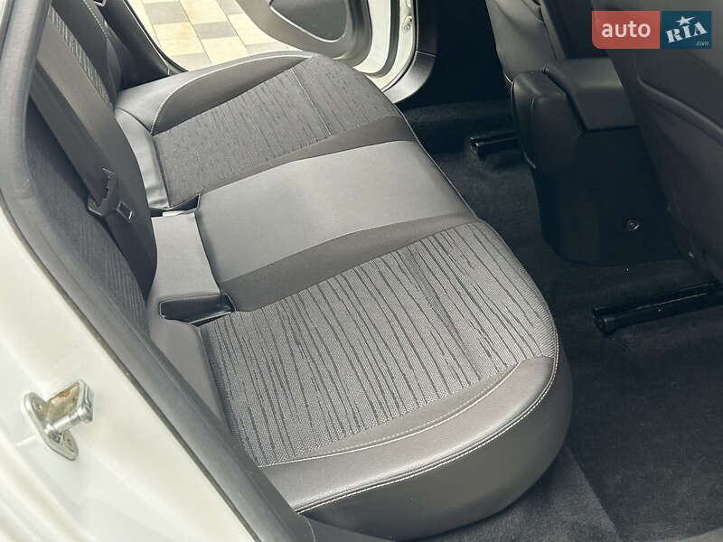Седан Opel Astra 2017 в Мукачевому фото 28 Седан Opel Astra 2017 в Мукачевому