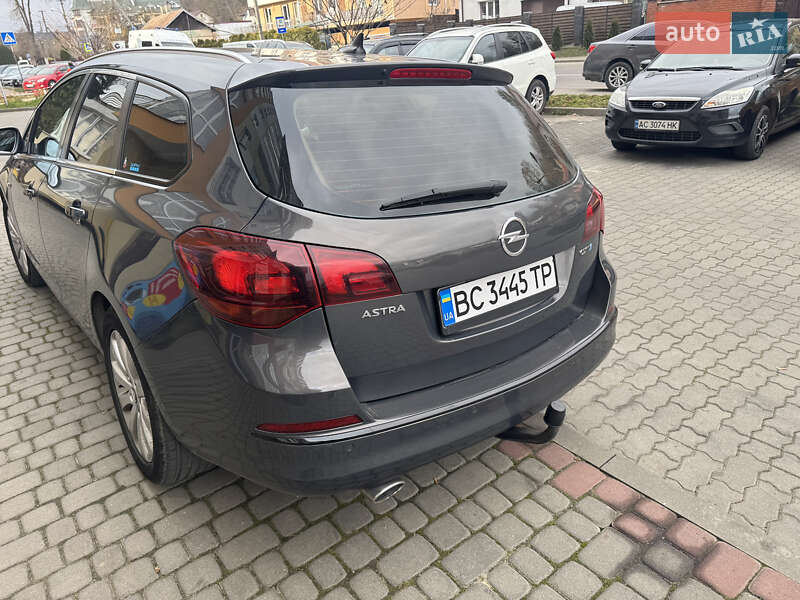 Універсал Opel Astra 2014 в Львові фото 4 Універсал Opel Astra 2014 в Львові