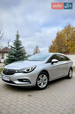 Универсал Opel Astra 2018 в Киеве