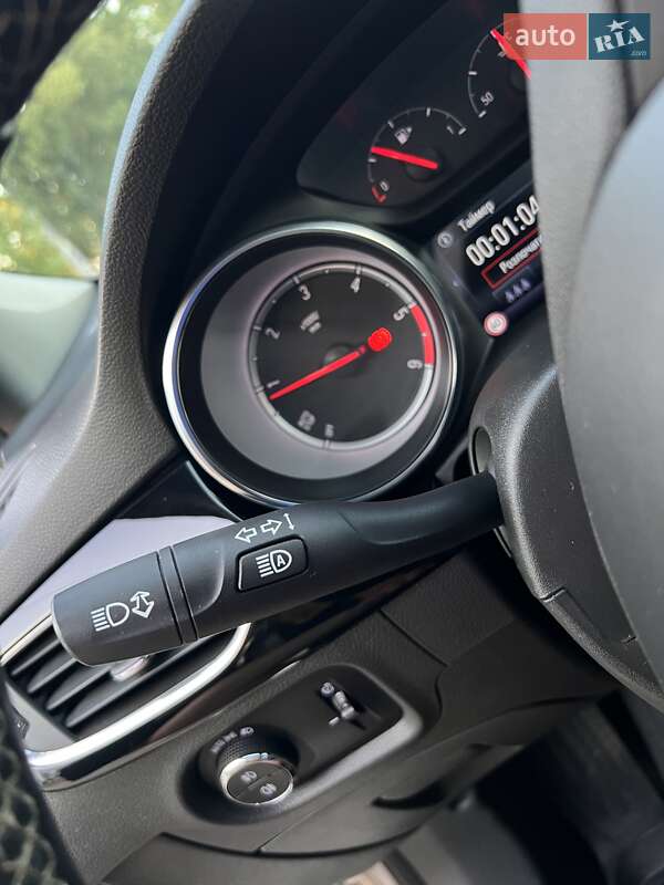 Універсал Opel Astra 2016 в Черкасах