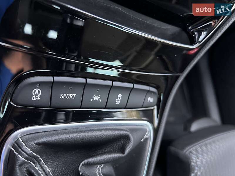 Універсал Opel Astra 2016 в Черкасах