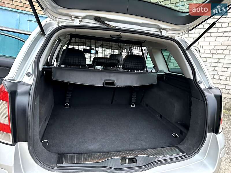 Универсал Opel Astra 2009 в Николаеве фото 43 Универсал Opel Astra 2009 в Николаеве