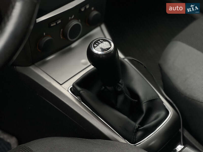 Універсал Opel Astra 2006 в Кропивницькому фото 12 Універсал Opel Astra 2006 в Кропивницькому