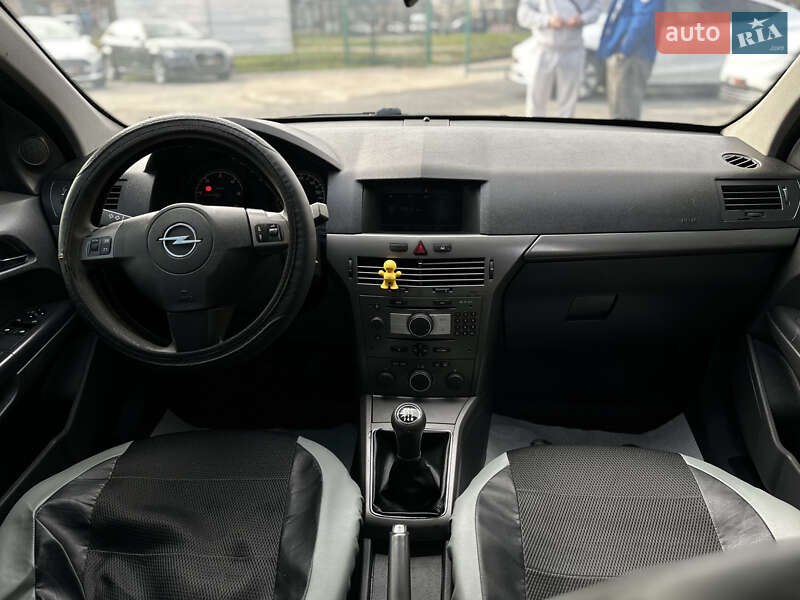 Хэтчбек Opel Astra 2005 в Шептицькому фото 27 Хэтчбек Opel Astra 2005 в Шептицькому