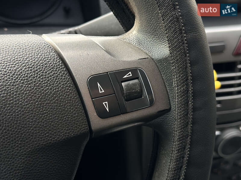 Хэтчбек Opel Astra 2005 в Шептицькому фото 31 Хэтчбек Opel Astra 2005 в Шептицькому