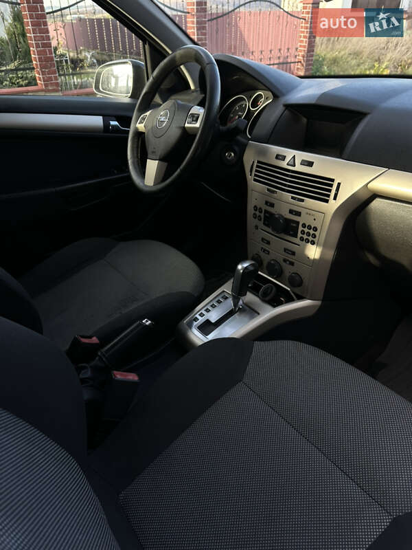 Универсал Opel Astra 2008 в Перемышлянах