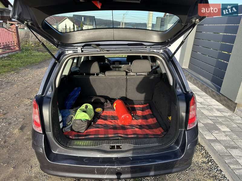 Универсал Opel Astra 2008 в Перемышлянах