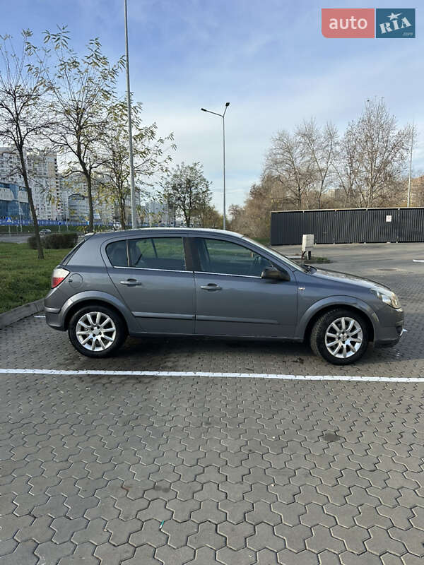 Хэтчбек Opel Astra 2004 в Киеве фото 8 Хэтчбек Opel Astra 2004 в Киеве