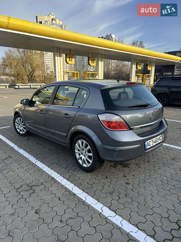 Opel Astra 2004 Opel Astra 2004
