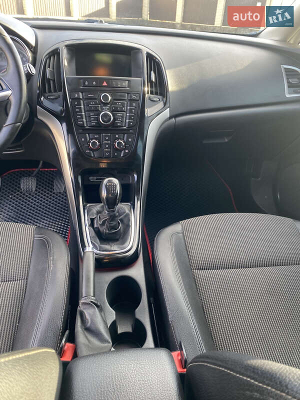 Универсал Opel Astra 2015 в Рожнятове фото 9 Универсал Opel Astra 2015 в Рожнятове