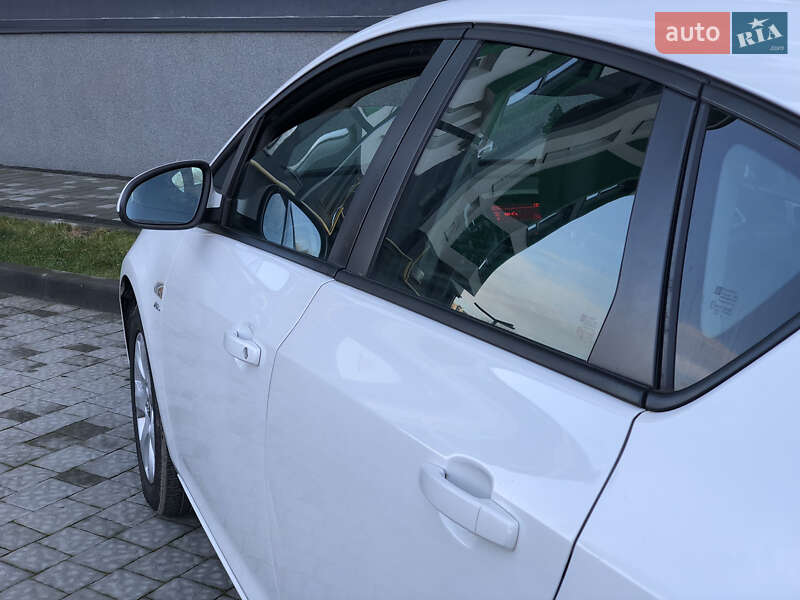 Хетчбек Opel Astra 2014 в Львові фото 39 Хетчбек Opel Astra 2014 в Львові