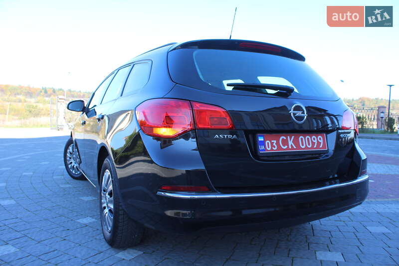 Универсал Opel Astra 2015 в Дрогобыче фото 8 Универсал Opel Astra 2015 в Дрогобыче