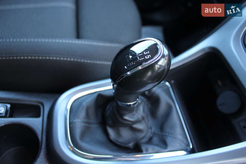 Универсал Opel Astra 2015 в Дрогобыче фото 100 Универсал Opel Astra 2015 в Дрогобыче