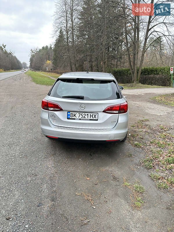 Універсал Opel Astra 2017 в Костопілі