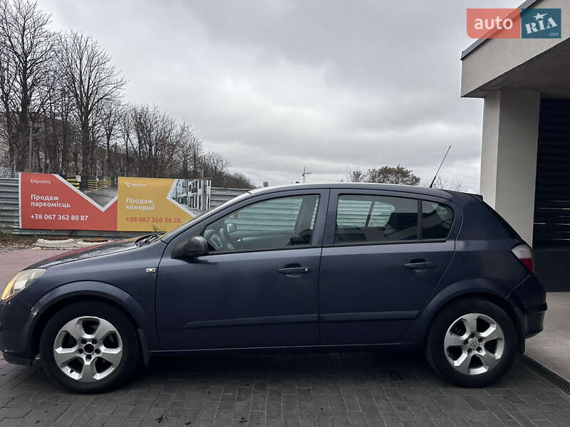 Хэтчбек Opel Astra 2006 в Ровно фото 6 Хэтчбек Opel Astra 2006 в Ровно