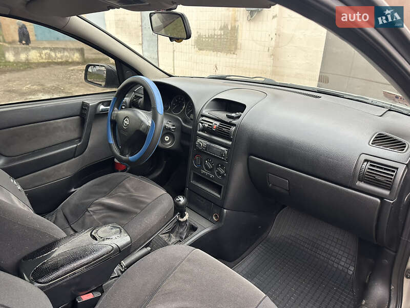 Седан Opel Astra 2008 в Ставищі