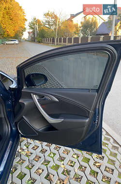 Универсал Opel Astra 2012 в Ивано-Франковске