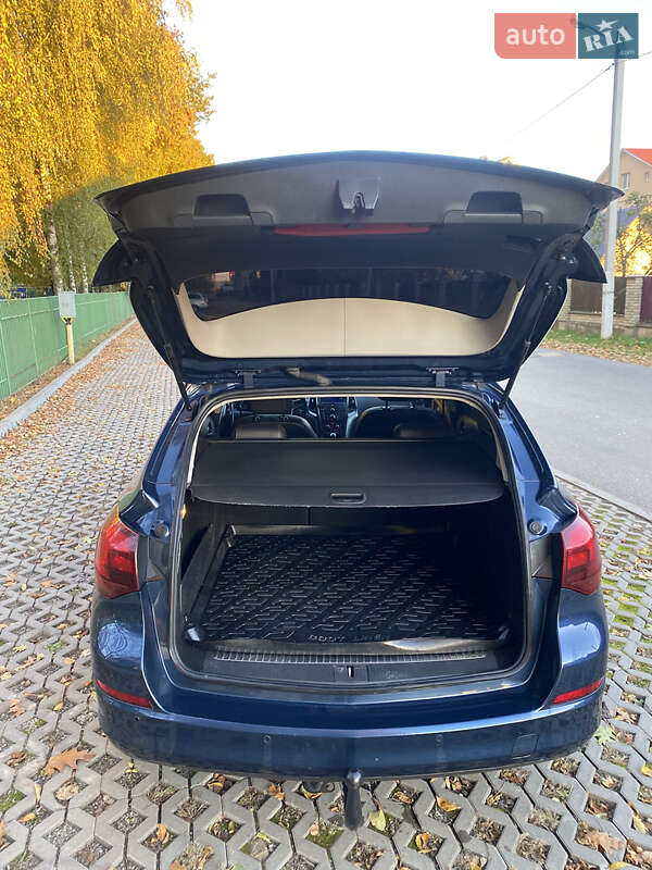 Универсал Opel Astra 2012 в Ивано-Франковске