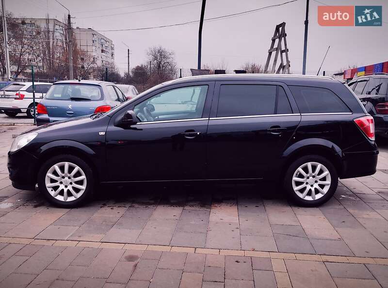 Універсал Opel Astra 2010 в Білій Церкві фото 4 Універсал Opel Astra 2010 в Білій Церкві