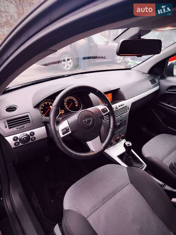 Універсал Opel Astra 2010 в Білій Церкві фото 24 Універсал Opel Astra 2010 в Білій Церкві