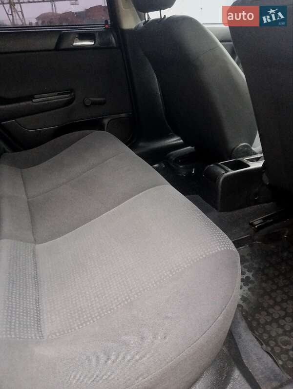 Седан Opel Astra 2006 в Ивано-Франковске