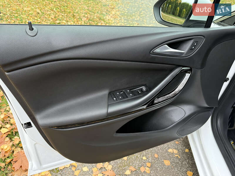 Универсал Opel Astra 2021 в Хмельницком