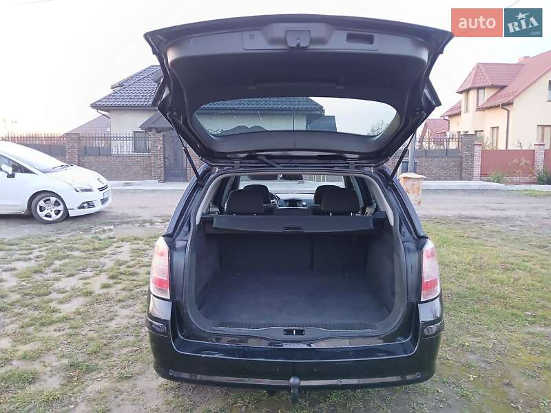 Универсал Opel Astra 2008 в Луцке