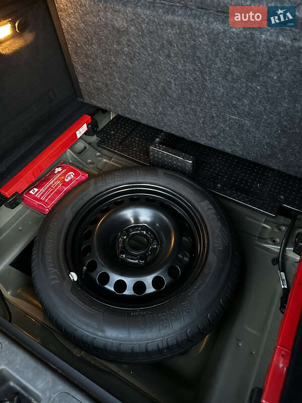 Универсал Opel Astra 2017 в Ивано-Франковске