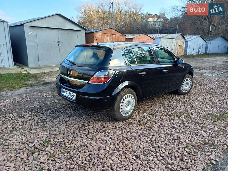 Хетчбек Opel Astra 2009 в Сумах