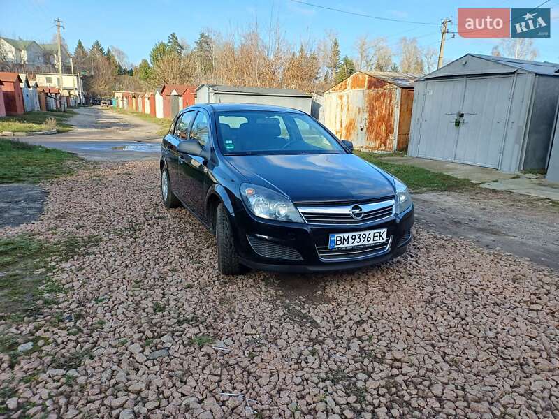 Хетчбек Opel Astra 2009 в Сумах