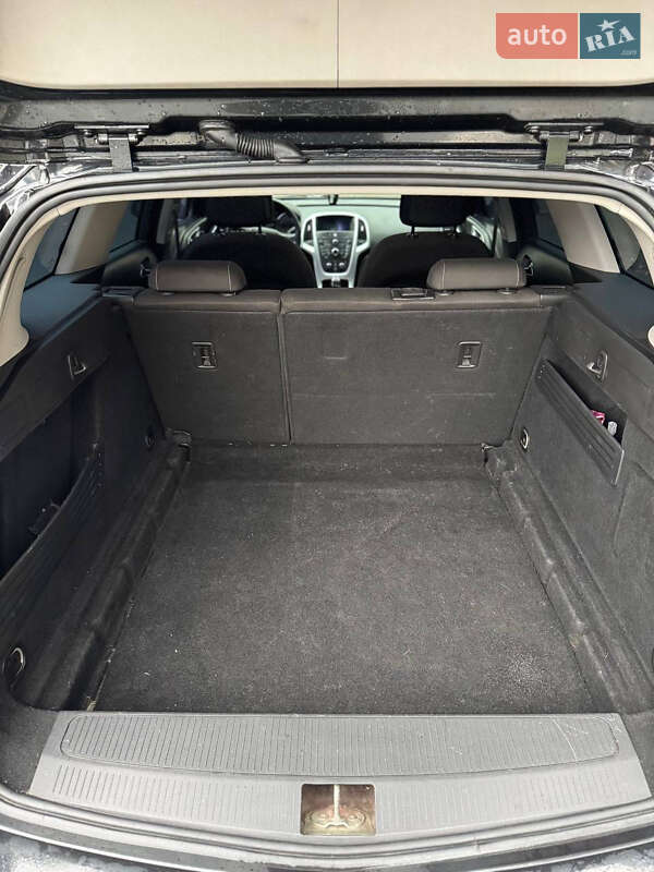 Универсал Opel Astra 2013 в Киеве фото 18 Универсал Opel Astra 2013 в Киеве