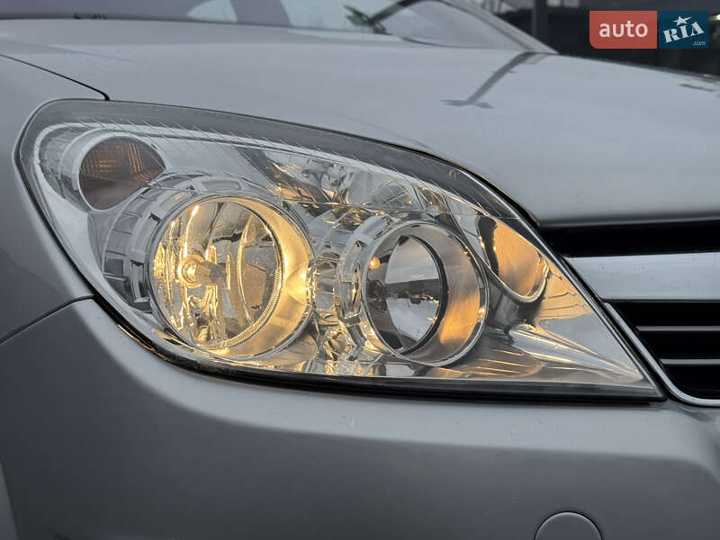 Хетчбек Opel Astra 2009 в Луцьку фото 19 Хетчбек Opel Astra 2009 в Луцьку