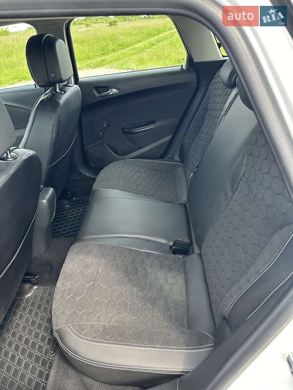 Універсал Opel Astra 2016 в Чернівцях фото 19 Універсал Opel Astra 2016 в Чернівцях