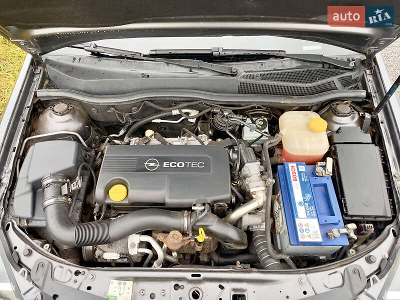 Универсал Opel Astra 2009 в Полонном