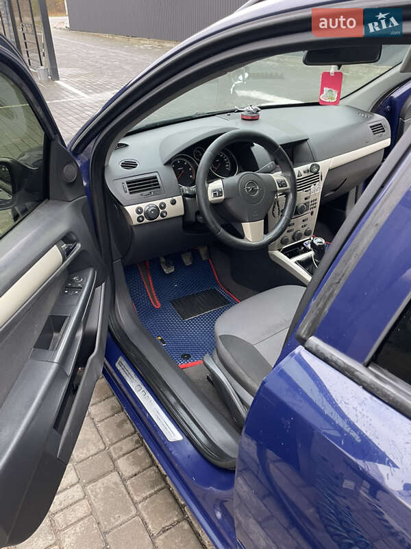 Универсал Opel Astra 2008 в Звягеле фото 26 Универсал Opel Astra 2008 в Звягеле