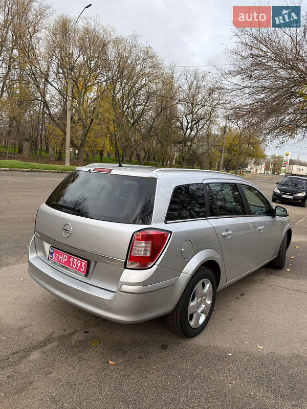 Универсал Opel Astra 2010 в Николаеве фото 6 Универсал Opel Astra 2010 в Николаеве