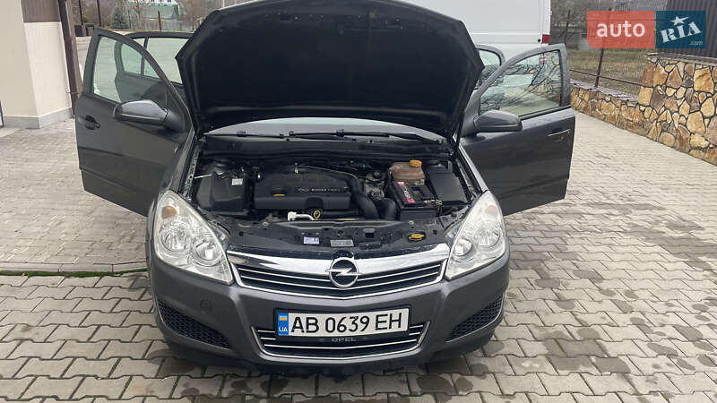 Хэтчбек Opel Astra 2008 в Могилев-Подольске фото 8 Хэтчбек Opel Astra 2008 в Могилев-Подольске