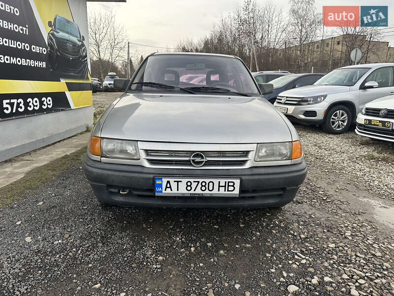 Хэтчбек Opel Astra 1994 в Ивано-Франковске