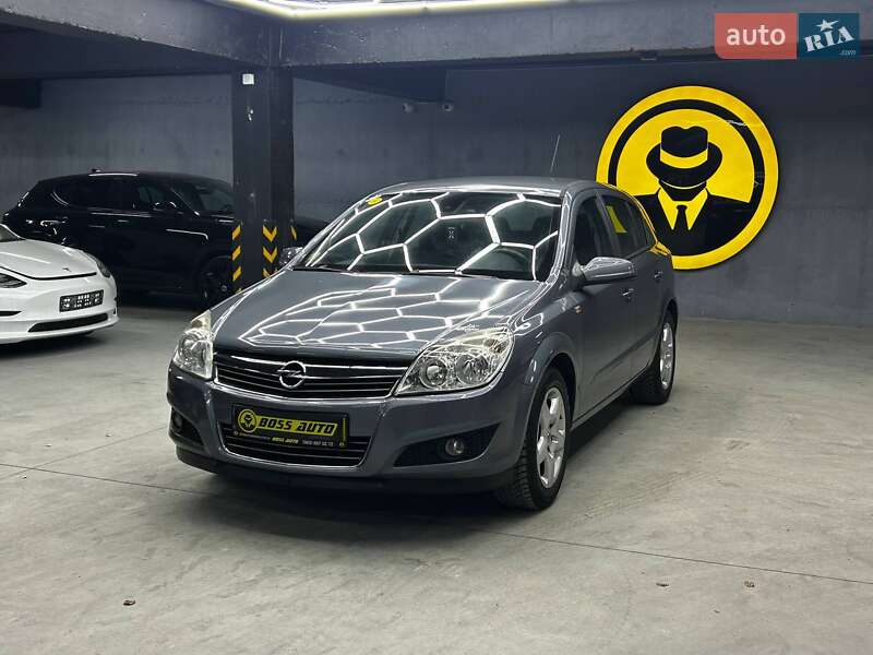 Хетчбек Opel Astra 2007 в Чернівцях