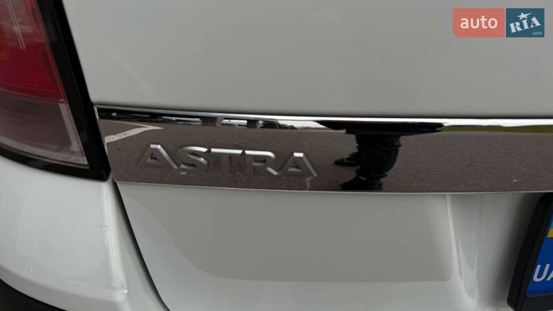 Хэтчбек Opel Astra 2006 в Боярке