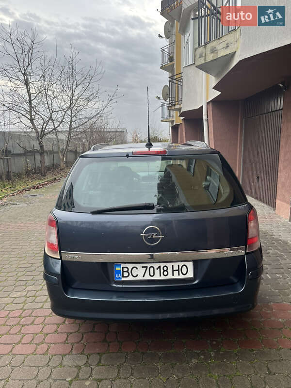 Универсал Opel Astra 2008 в Пустомытах