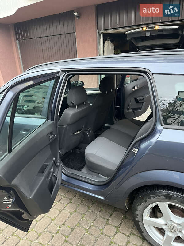 Универсал Opel Astra 2008 в Пустомытах