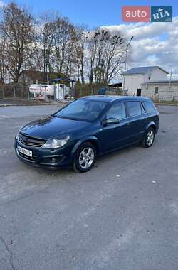 Универсал Opel Astra 2007 в Волочиске