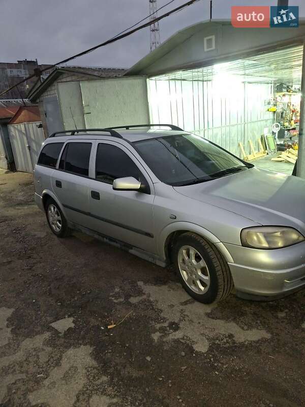 Універсал Opel Astra 2001 в Черкасах