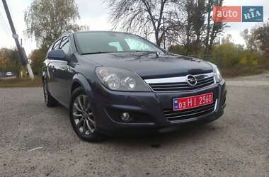 Универсал Opel Astra 2010 в Харькове