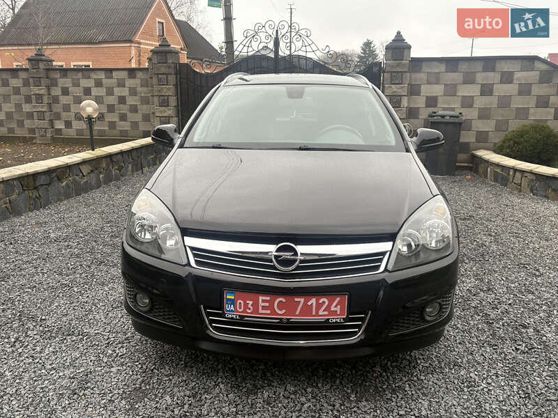 Універсал Opel Astra 2010 в Клевані фото 2 Універсал Opel Astra 2010 в Клевані