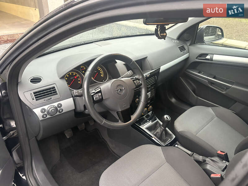 Універсал Opel Astra 2010 в Клевані фото 16 Універсал Opel Astra 2010 в Клевані