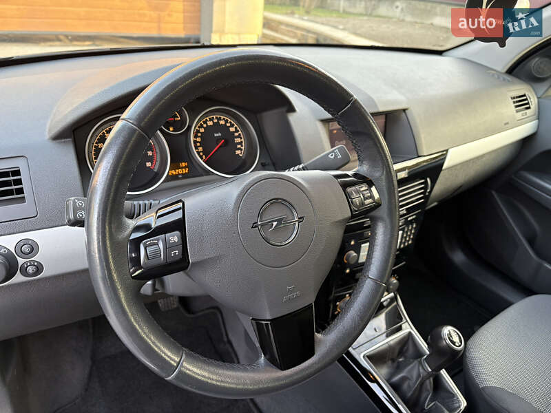 Універсал Opel Astra 2010 в Клевані фото 67 Універсал Opel Astra 2010 в Клевані